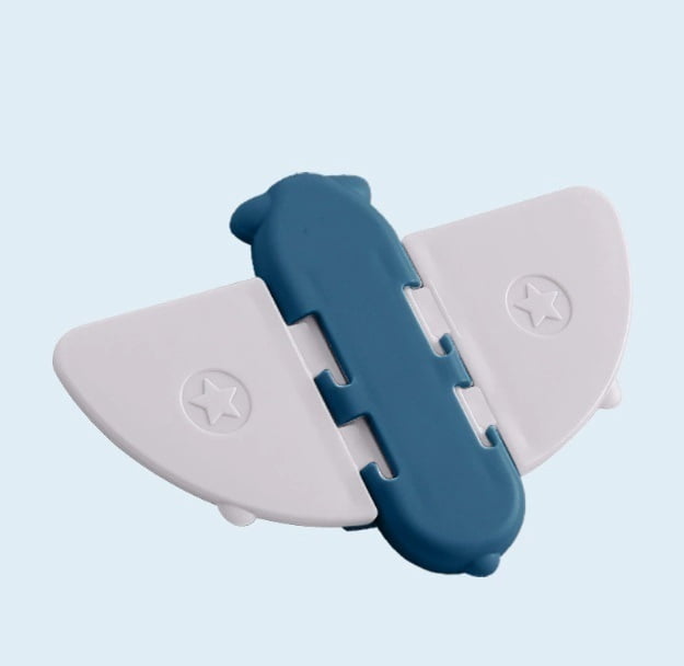 1 set of sliding door and window locks can effectively prevent babies from pinching their hands and protect children's safety