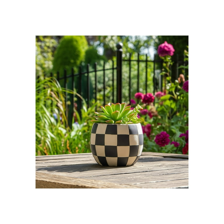 Sagebrook Home 8" Checkerboard Rounded Planter, Black/White Size: 7" H x 8" W x 8" D