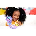 thumbnail image 2 of Muñeca Polly Pocket Cozy Dreamland con Cordero, Juego Compacto con Muñeca y Mascota, 2 of 6