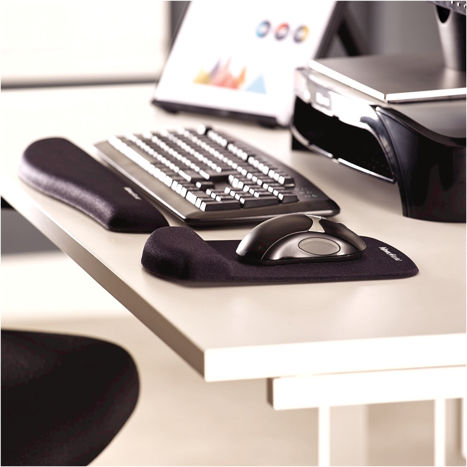 Fellowes PlushTouch Keyboard Wrist Rest - Black