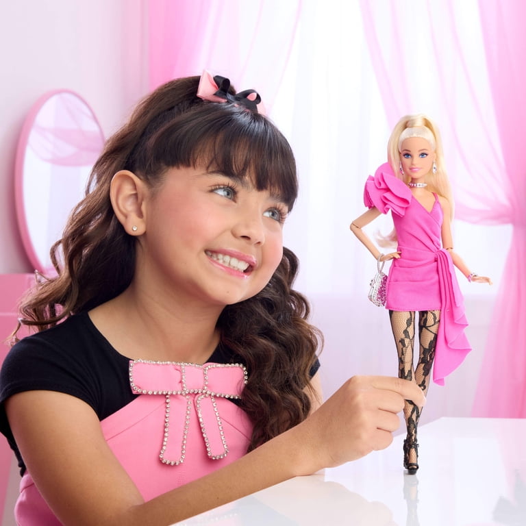 Barbie Deluxe Style Doll #15