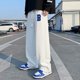 thumbnail image 2 of Pantalones deportivos de pierna ancha para hombre para verano: pantalones deportivos blancos acampanados y holgados, con corte amplio, para streetwear y ocio, 2 of 4