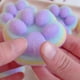 thumbnail image 4 of Juguete gigante para aliviar el estrés de la pata | Peluche extra grande en forma de pata | Textura suave y duradera | Lindo diseño de almohadilla para patas | Para decoración, alivio de la, 4 of 7