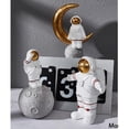 thumbnail image 4 of Creativo Con Forma Elegante Diseño Estatuas Escultura Figuras Ornamento Resina Artes Artesanía Escritorio Ornamento - # Baoblaze  Estatuilla de estatua de astronauta, 4 of 8