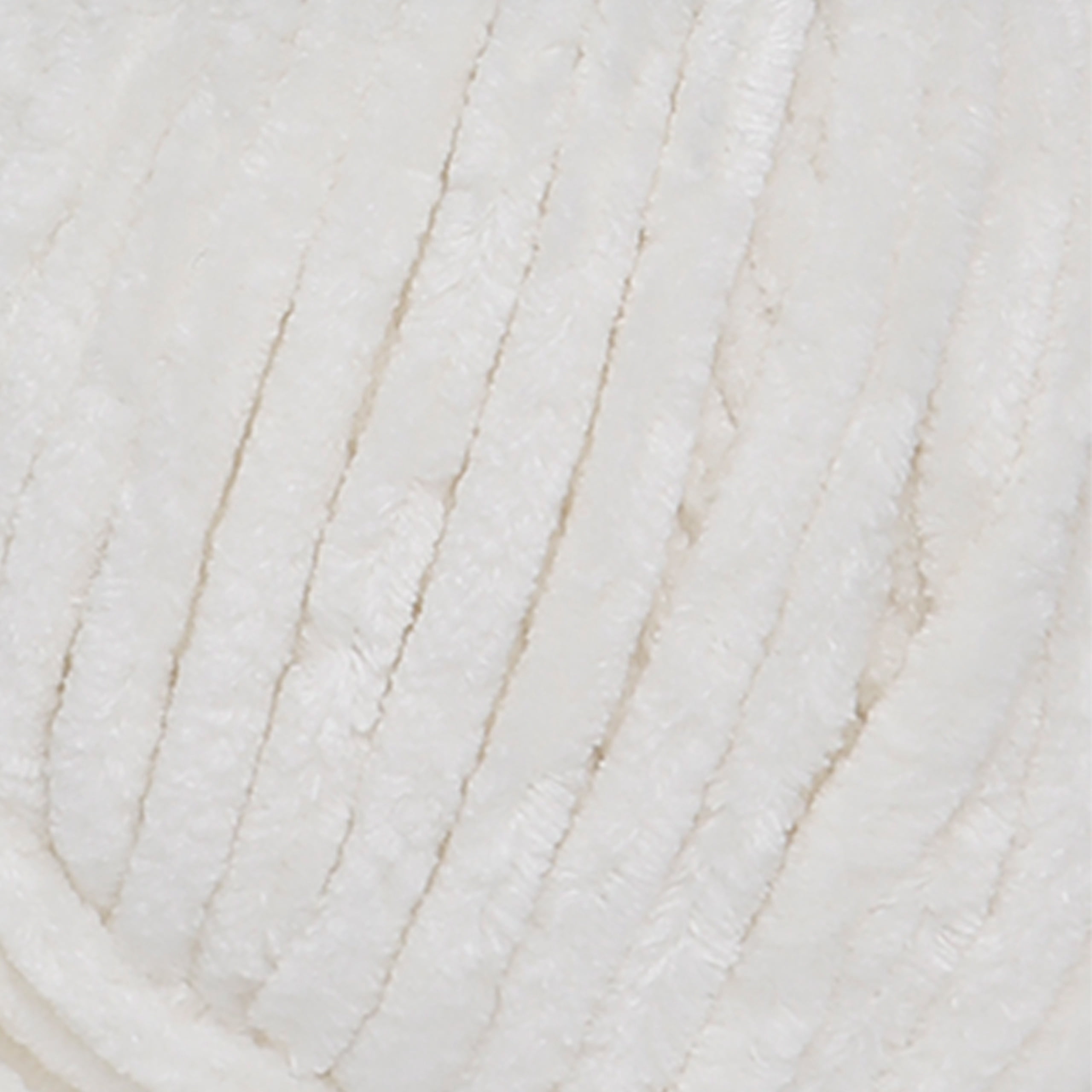 Estako Velvet (3- Skeins Pack) Chenille Blanket amigurumi Yarn for Crocheting and Knitting Super Bulky 3x100 gr (3x132 yds) (1150 - Cream)