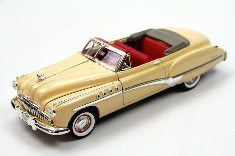 1949 Buick Roadmaster Convertible, Beige Motormax 73116 1/18 scale