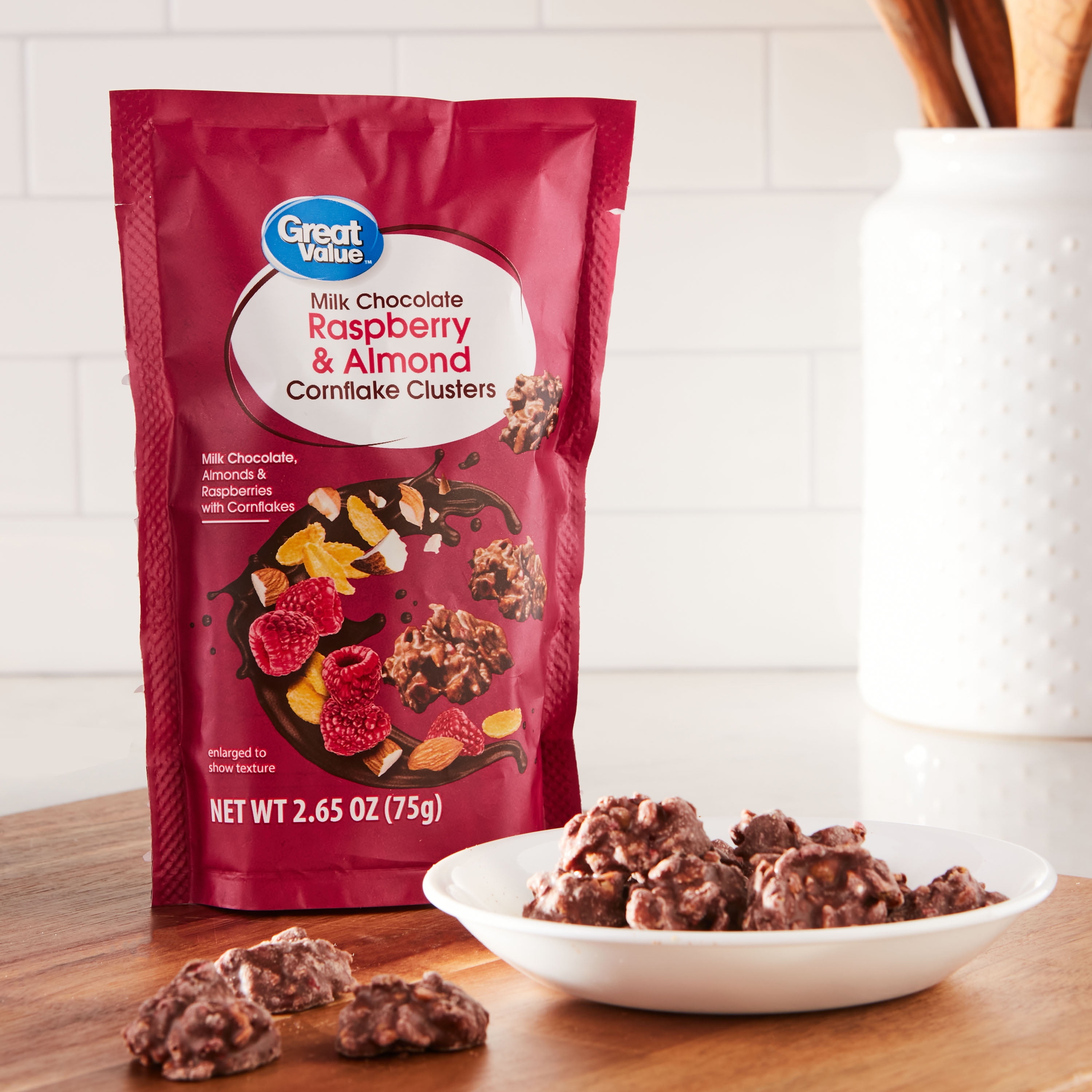 Great Value Milk Chocolate Raspberry & Almond Cornflake Clusters, 2.65 oz