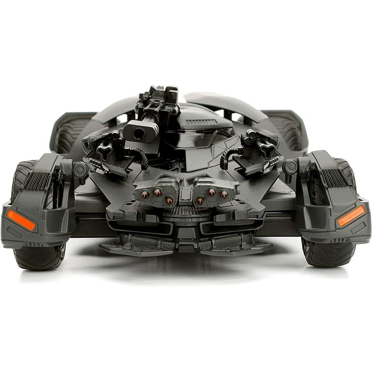 Jada 1:24 Justice League Batmobile with Batman Figure - DC