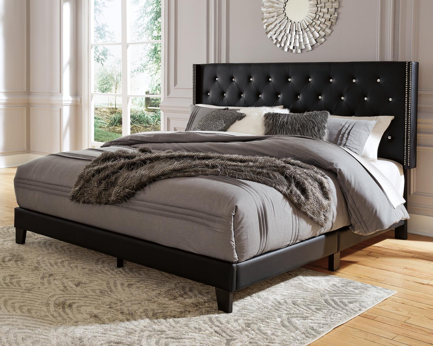 Signature Design by Ashley Vintasso Black Queen Upholstered Bed ...