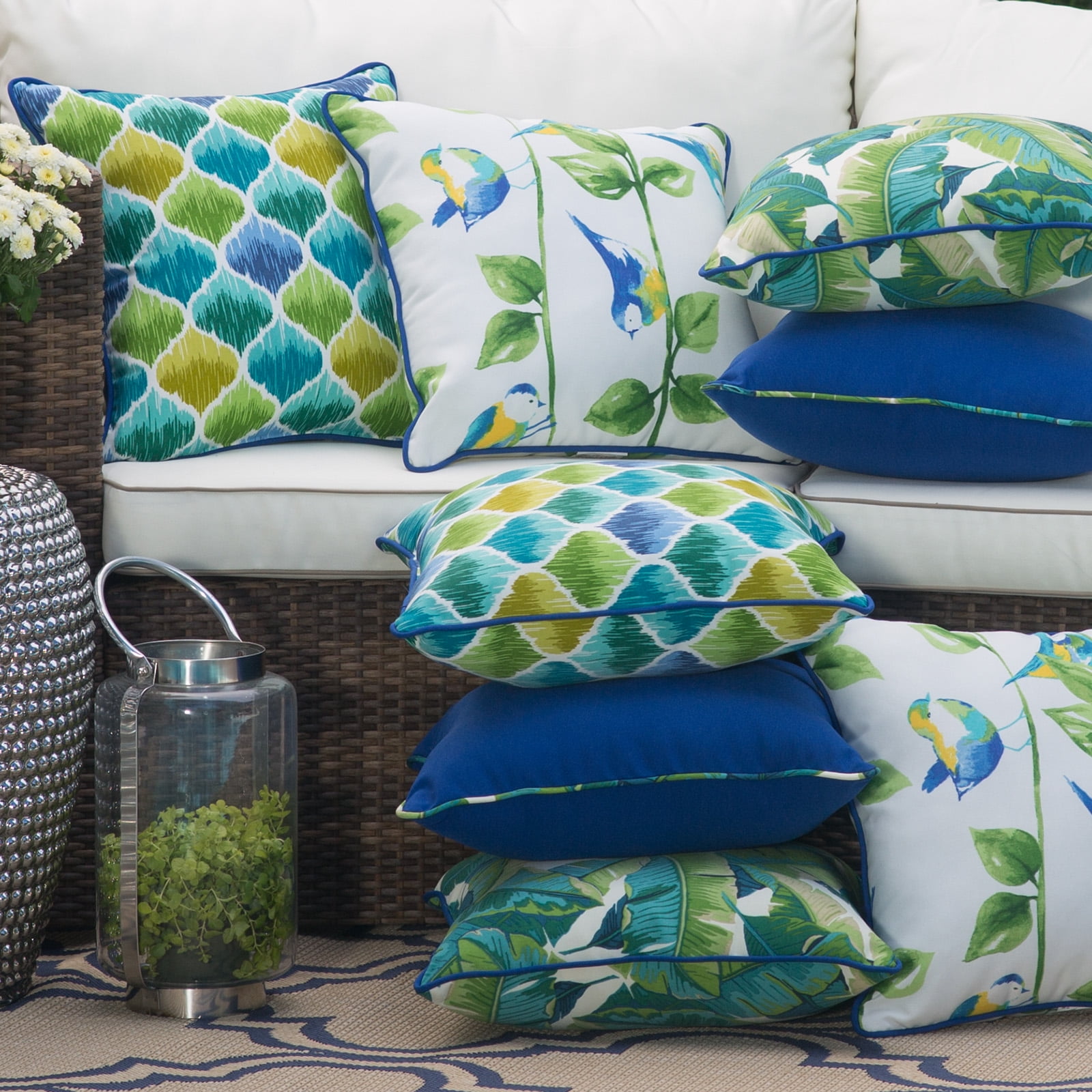 Greendale Home Fashions 17'' x 17'' Reversible Outdoor Throw Pillow, Set of 2, Russet Floral