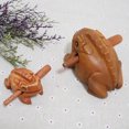 thumbnail image 4 of Rana de la suerte de madera, artesanía tradicional tailandesa, instrumento musical que croa, decoración para el hogar y la oficina, adorno tallado Fengshui, juguete para niños, regalo, 4 of 5