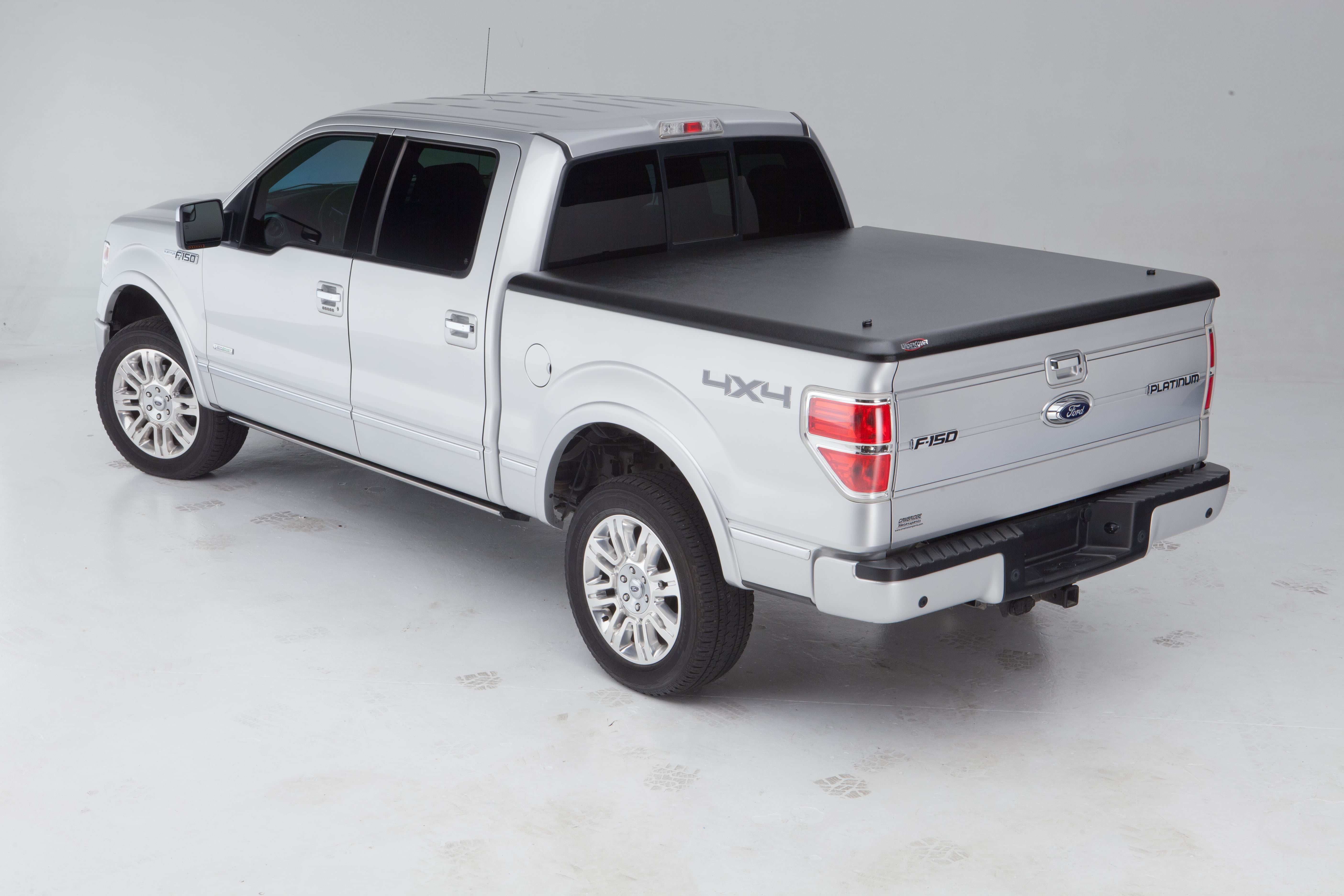 Undercover Uc1110 Tonneau Cover Classic Series Tilt Up Lockable Black Abs Composite Material Walmart Canada