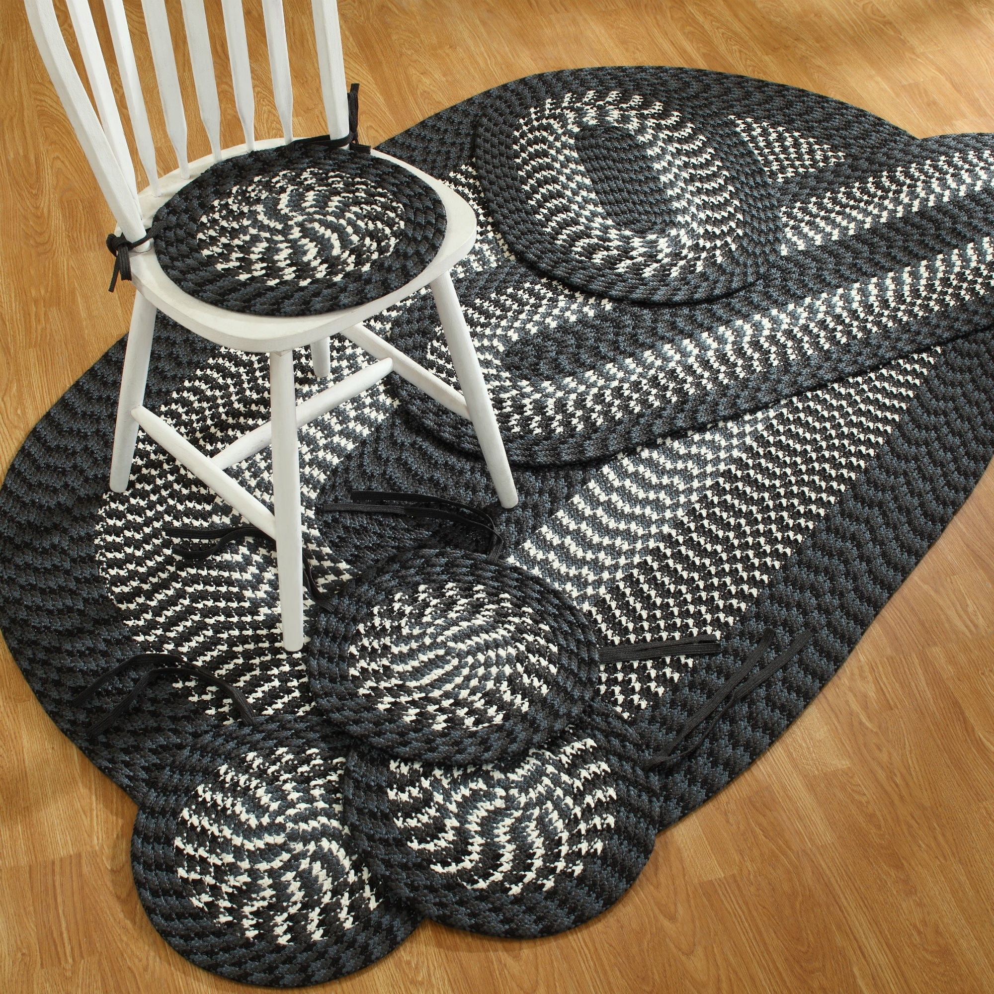 Better Trends Alpine Braided Rug 7PC Set Black/Grey Striped (50" X 80