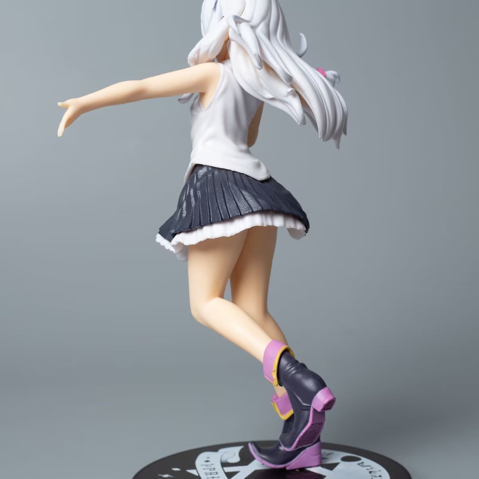 New Elaina (School Uniform Ver) Character Anime Model Statue Action Figures Desktop Ornament Popular Decorations Fan Souvenirs Creative Gift Collectable