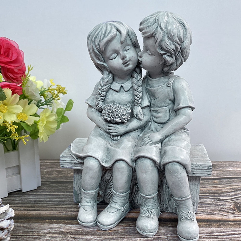 Kissing Statue Resin Girl Garden Sculpture Boy Statues Couple Yard Figurine Figure Outdoor Children Sculptureskids