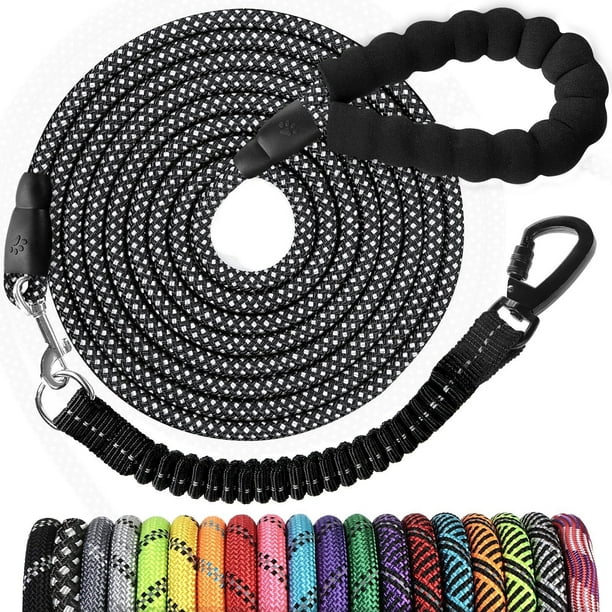 Correa larga para perro de 30 pies: correas de cuerda resistentes para entrenamiento de perros con gancho giratorio bloqueable, hilos reflectantes, elástico y mango acolchado, correa para