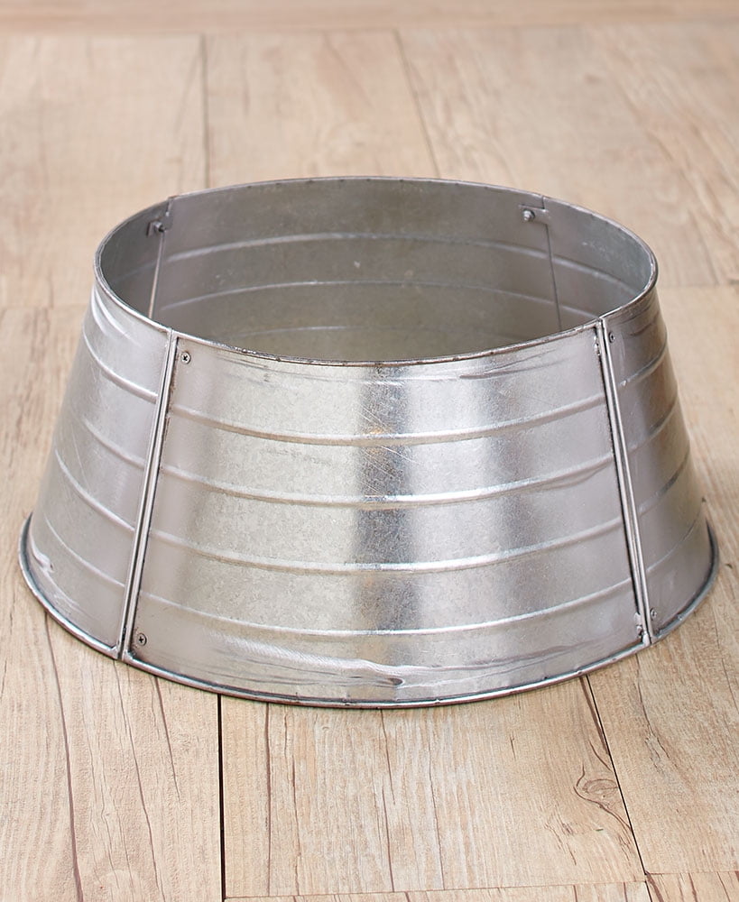 The Lakeside Collection Decorative Metal Christmas Tree Ring