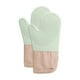 thumbnail image 1 of Guantes De Horno De Silicona Resistentes Al Calor 8pcs Lab.G, Verde, 1 of 5