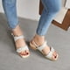 thumbnail image 4 of Sandalias de verano para mujer con tacón bajo de piel sintética de charol, talla 35-43 Wmkox8yii  shkj875, 4 of 8