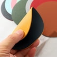 thumbnail image 3 of Posavasos de cuero, posavasos circulares simples de color sólido, posavasos de cuero de moda, impermeables, a prueba de aceite, mesa de comedor con aislamiento térmico, 3 of 5
