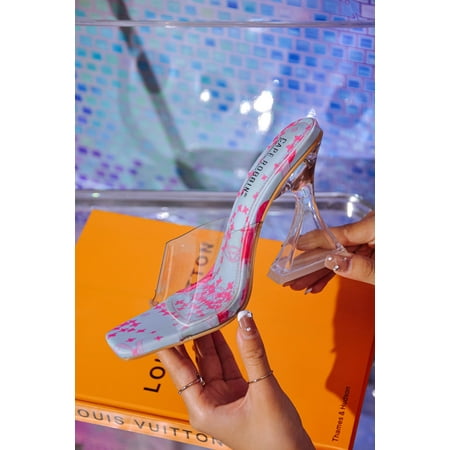 

CAPE ROBBIN RIPA Heels