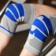thumbnail image 4 of Hukapapa Rodillera cálida de punto para deportes anticolisión para correr - Funda protectora para rodilla con protección física, 4 of 6