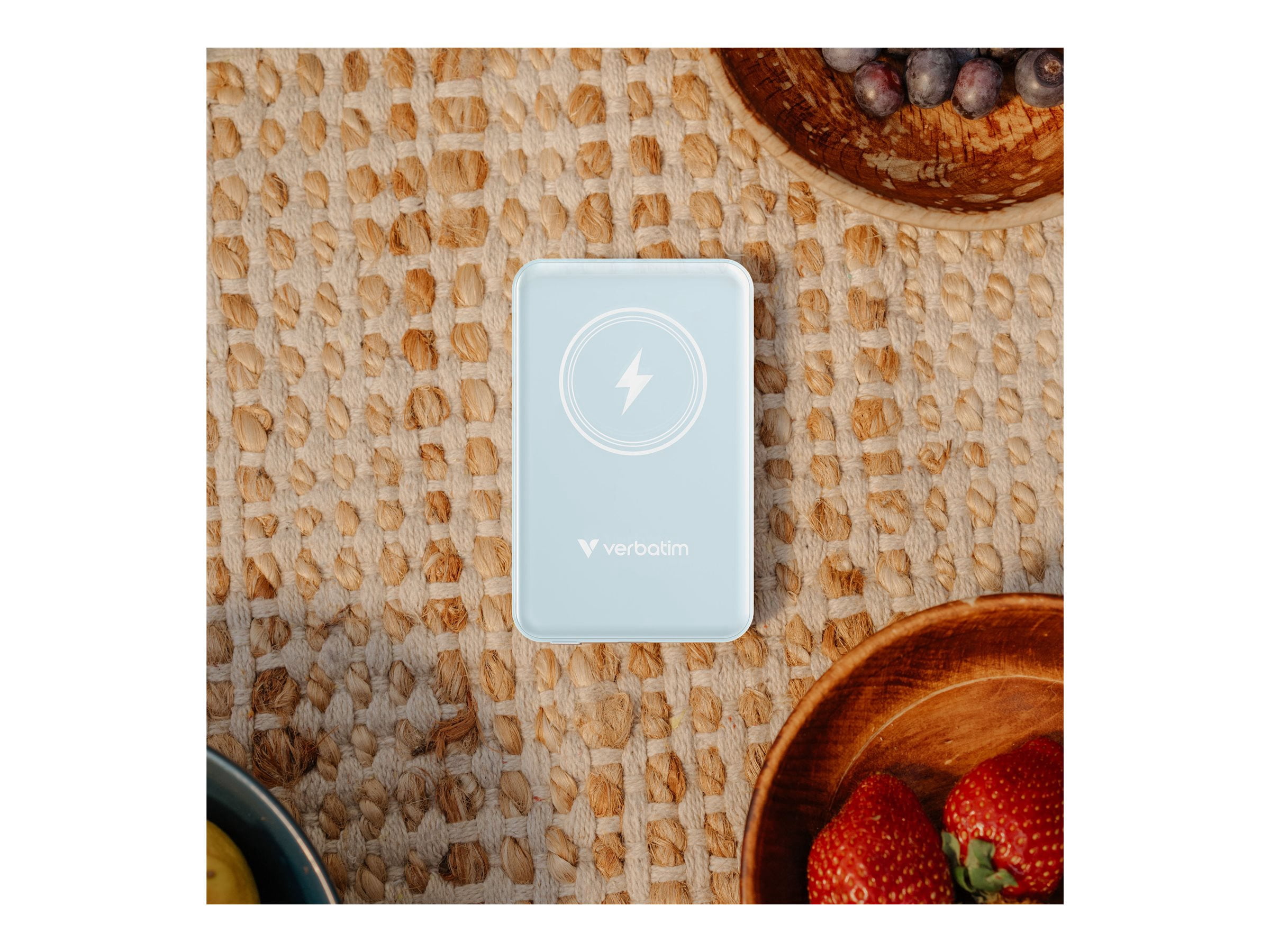 Verbatim Charge 'n' Go Magnetic Wireless Power Bank 5000 mAh Blue