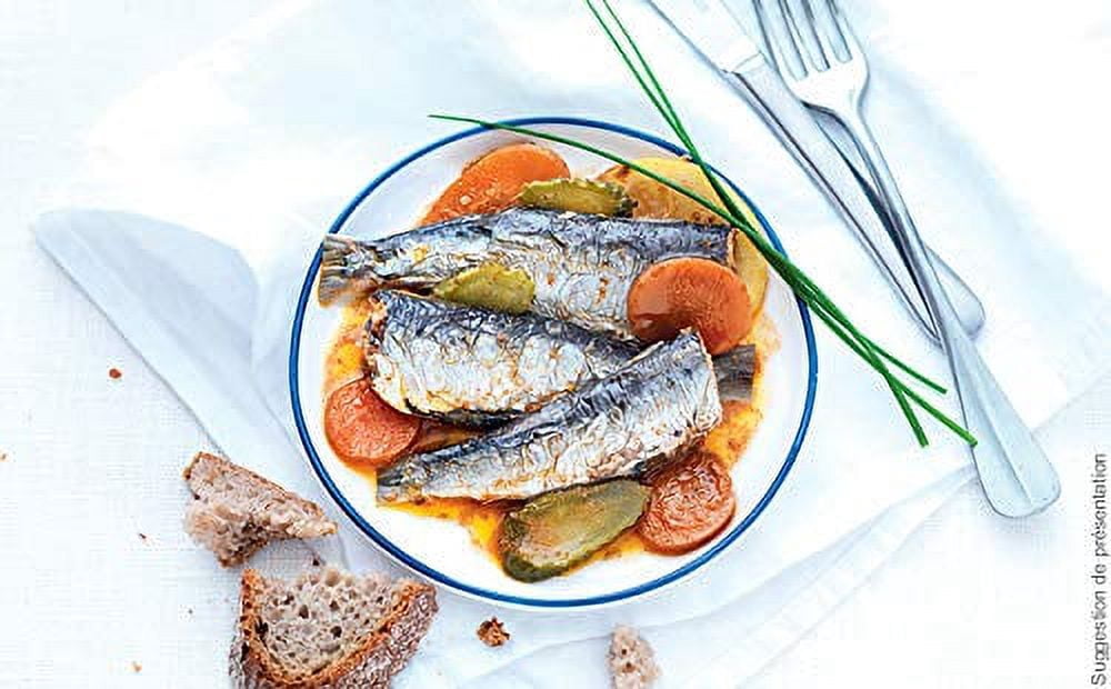 Canned Sardines Tomato Sauce - Canned Mediterranean Sardines without Heads from El Manar - 12-Pack of 125g Cans (Tomato Sauce)