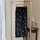 thumbnail image 1 of Navidad Sanrio Hello Kitty pantalones de invierno para mujer Y2K pantalones de franela para dormir pantalones casuales cálidos para el hogar ropa de Halloween regalo, 1 of 4