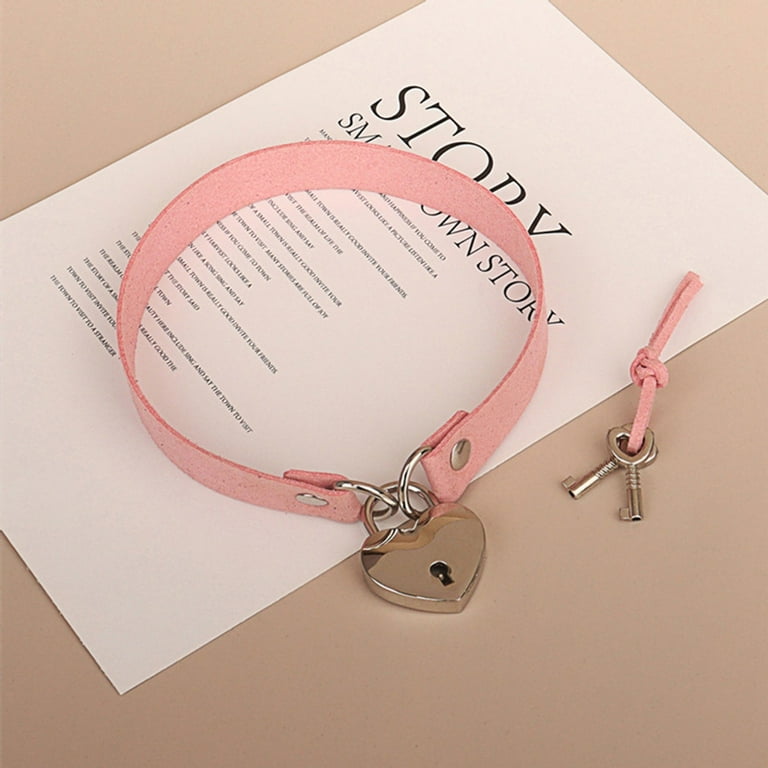 Choker with lock and key deals