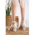 thumbnail image 4 of Helene - Tacones de novia de encaje color marfil con perlas crema 25.5 CM, 4 of 5