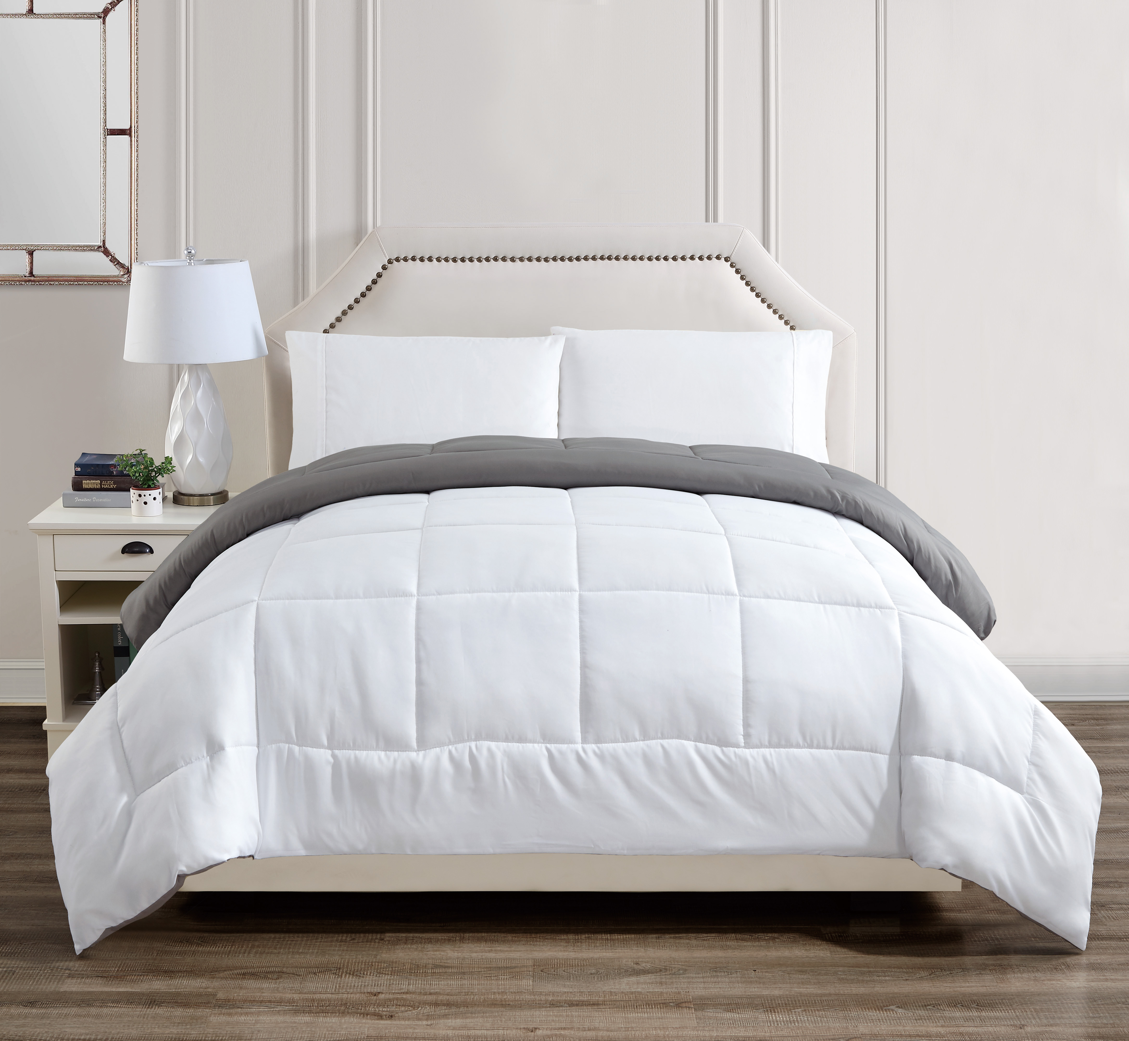 Chelsea Reversible Down Alternative Comforter in White/Grey, Twin