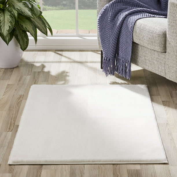 Rabbit Faux Fur Solid Ivory Accent Rug, Extra Large Faux Fur Rug Uk