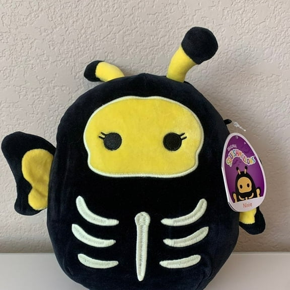 Squishmallows 8" Nixie Bumble Bee Skeleton