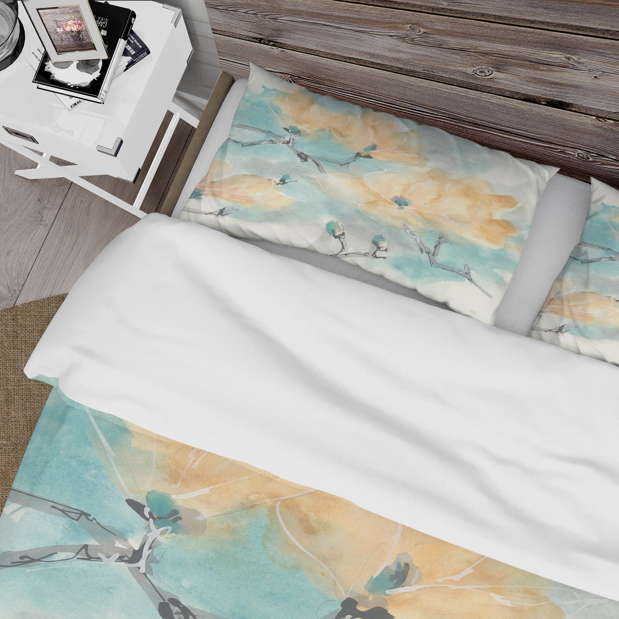 Designart 'Teal Buds I' Traditional Duvet Cover Set