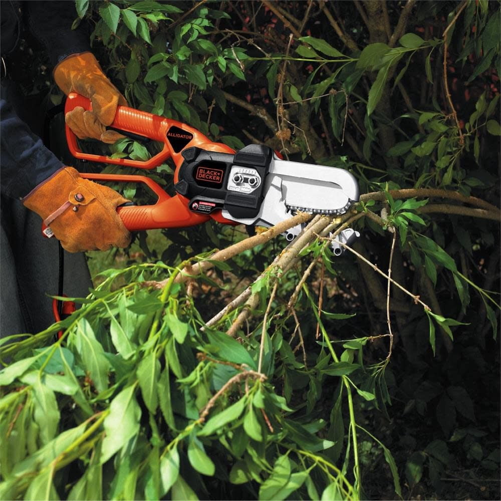 BLACK+DECKER LP1000 4.5 Amp Corded Alligator Lopper Chain Saw