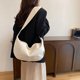 thumbnail image 2 of Nuevo modelo japonés de bolso bandolera para viajes diarios 2025, correa ancha para hombres, bolso de hombro para parejas, gran capacidad, bolso para estudiantes para clases, bolso estilo dumpling., 2 of 10