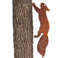 thumbnail image 4 of RV Ardilla para Árbol - Decoración de Jardín de Metal - 42 cm - Pátina de Óxido Natural oso de fresa Electrónica, 4 of 5