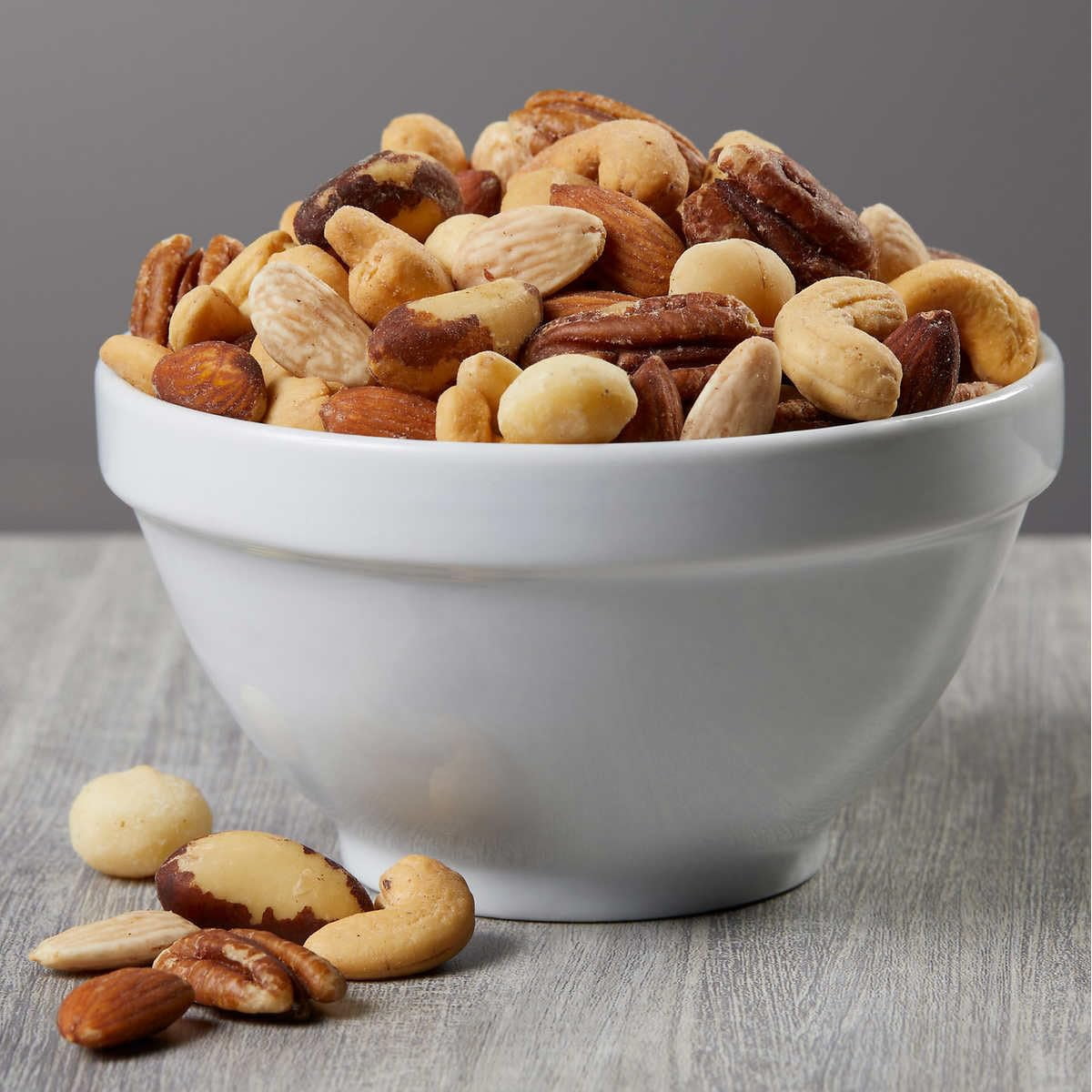 Signature  Fancy Mixed Nuts, Salted, 40 Oz, 2.5 Lbs