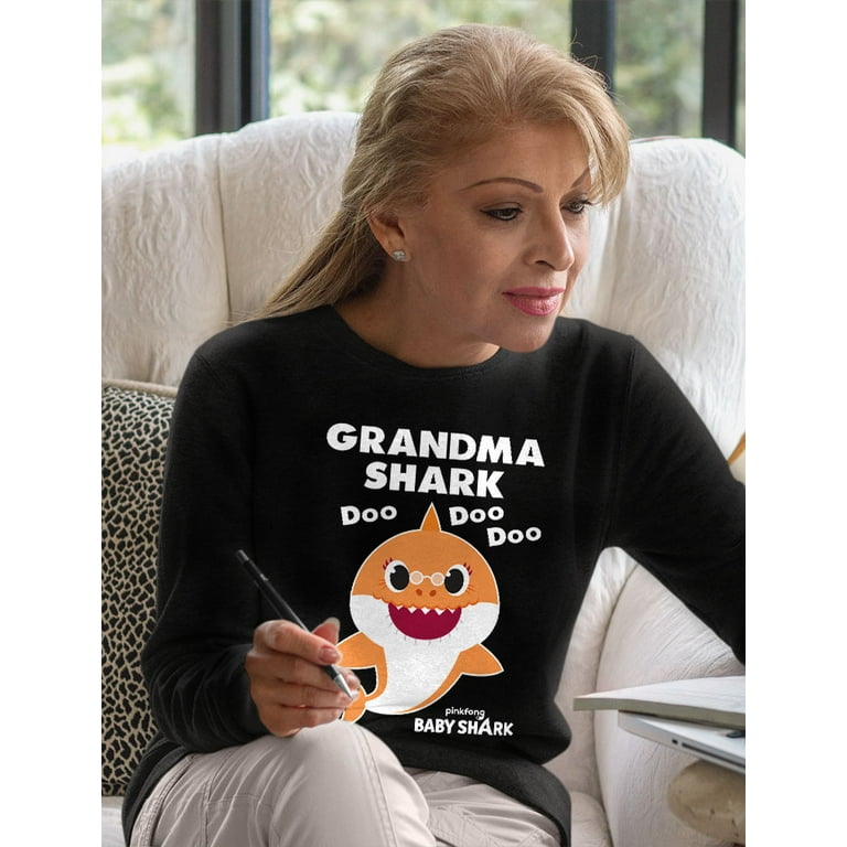 Womens Nana Shark T Shirt Cutest Grandma Birthday Mother's Day Gift Womens Nana Shark T Shirt Cutest Grandma Birthday Mother's Day Gift