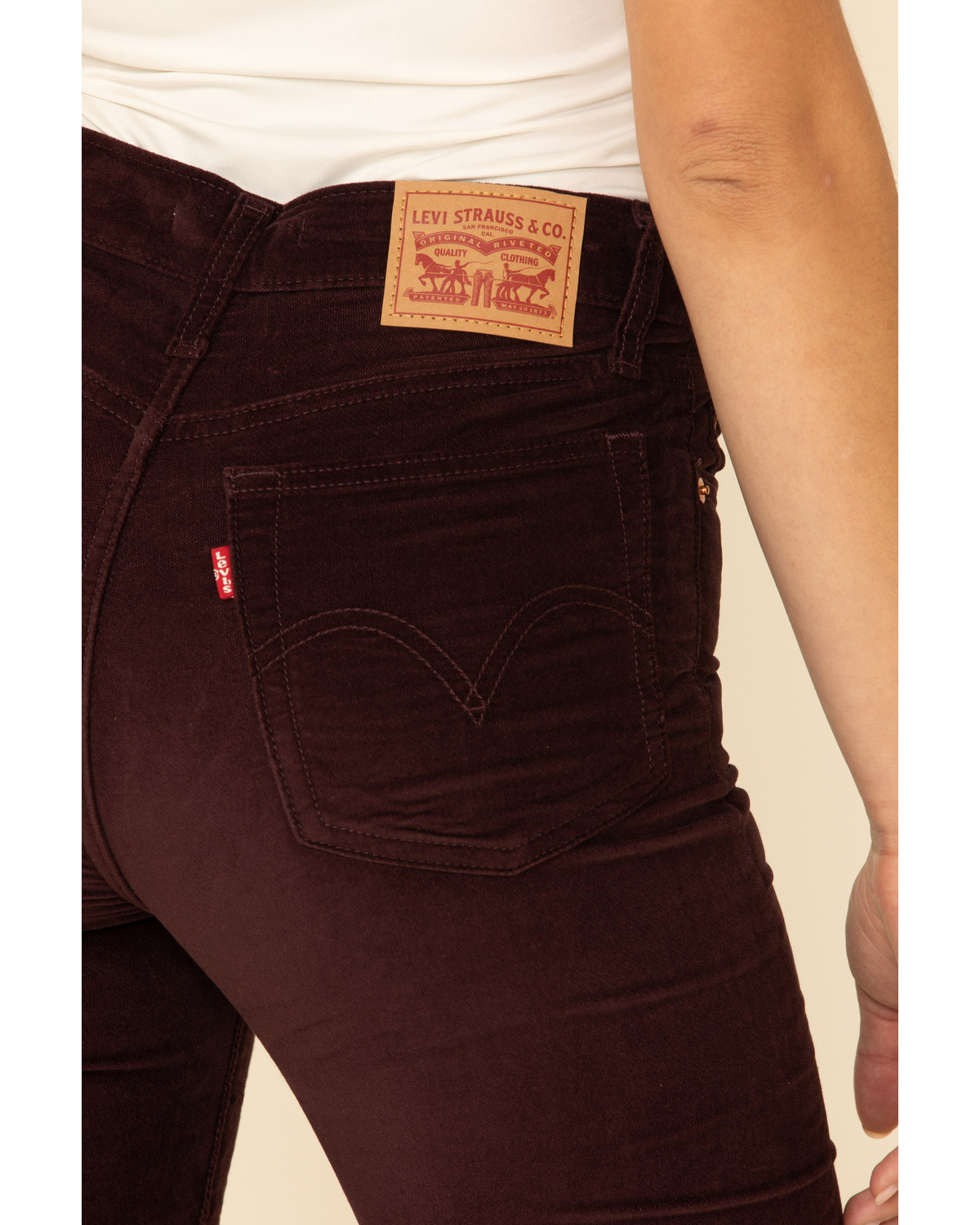 Levi's Women's Moleskin High Rise Wedgie Skinny Jeans Burgundy 26W x 27L - image 5 of 6
