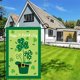 thumbnail image 1 of Bandera de jardín del Día de San Patricio | Decoración de lino para patio | Bandera festiva para exteriores verde, blanca y naranja | Tela impermeable y resistente al sol | Tamaño mediano de 30 x 2, 1 of 5