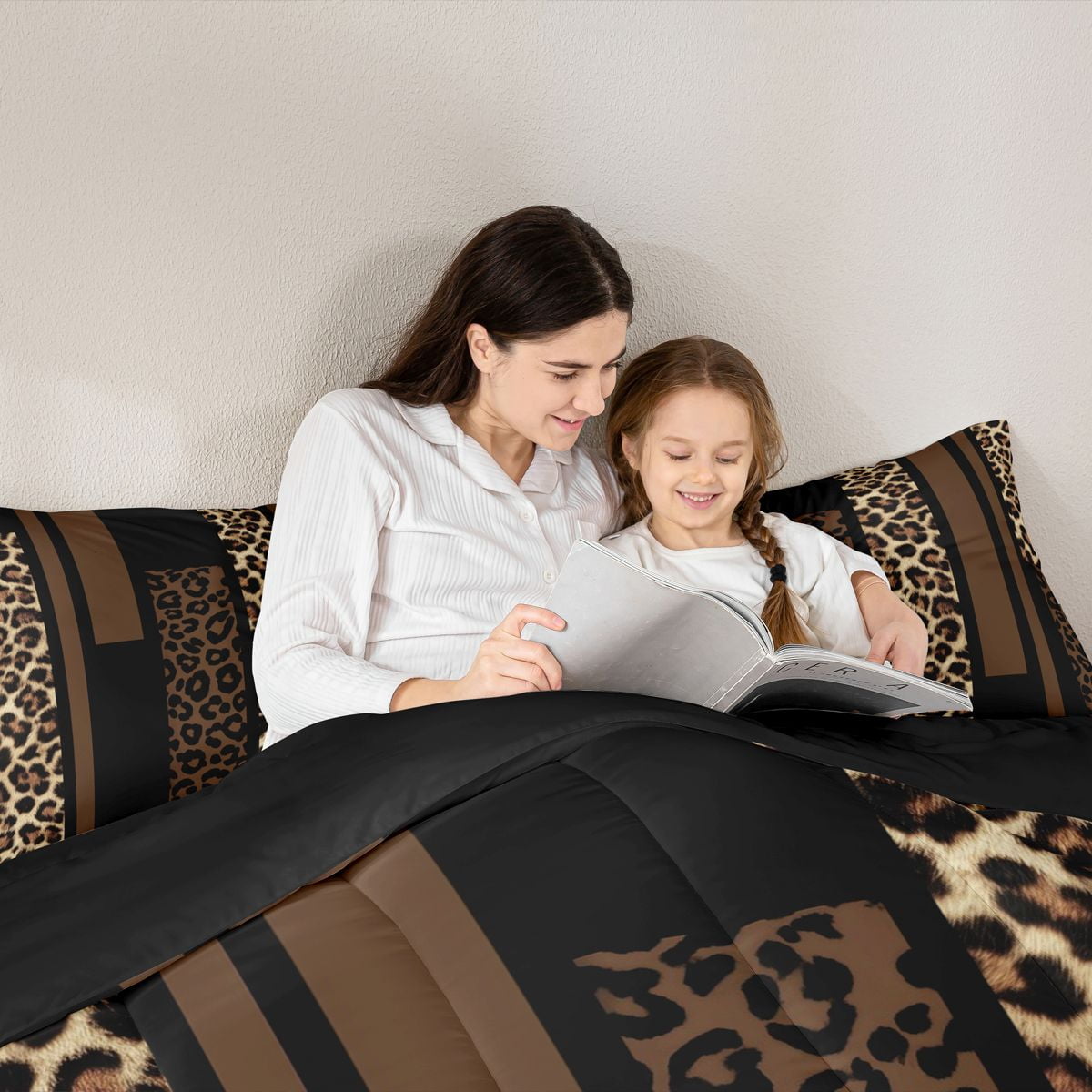 Feelyou Leopard Cheetah Print Queen Comforter Set, Modern Fashion Brown Bedding Sets, Teens Adult Women Men Reversible Bedding Comforter Set, Microfiber Bedroom Decor, 3pcs