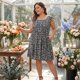 thumbnail image 3 of Vestido de verano midi casual de mujer plus size Agnes Orinda para Pascua, con estampado floral, lazo en la espalda, escote cuadrado y mangas cortas con volantes, color negro, talla 4X, 3 of 8