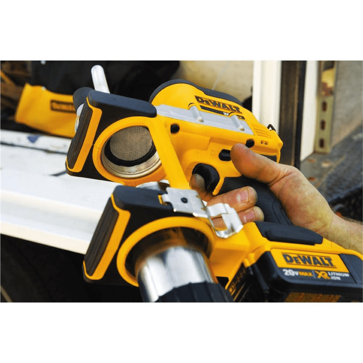 DeWalt 20V Max Cordless Grease Gun (Tool Only)