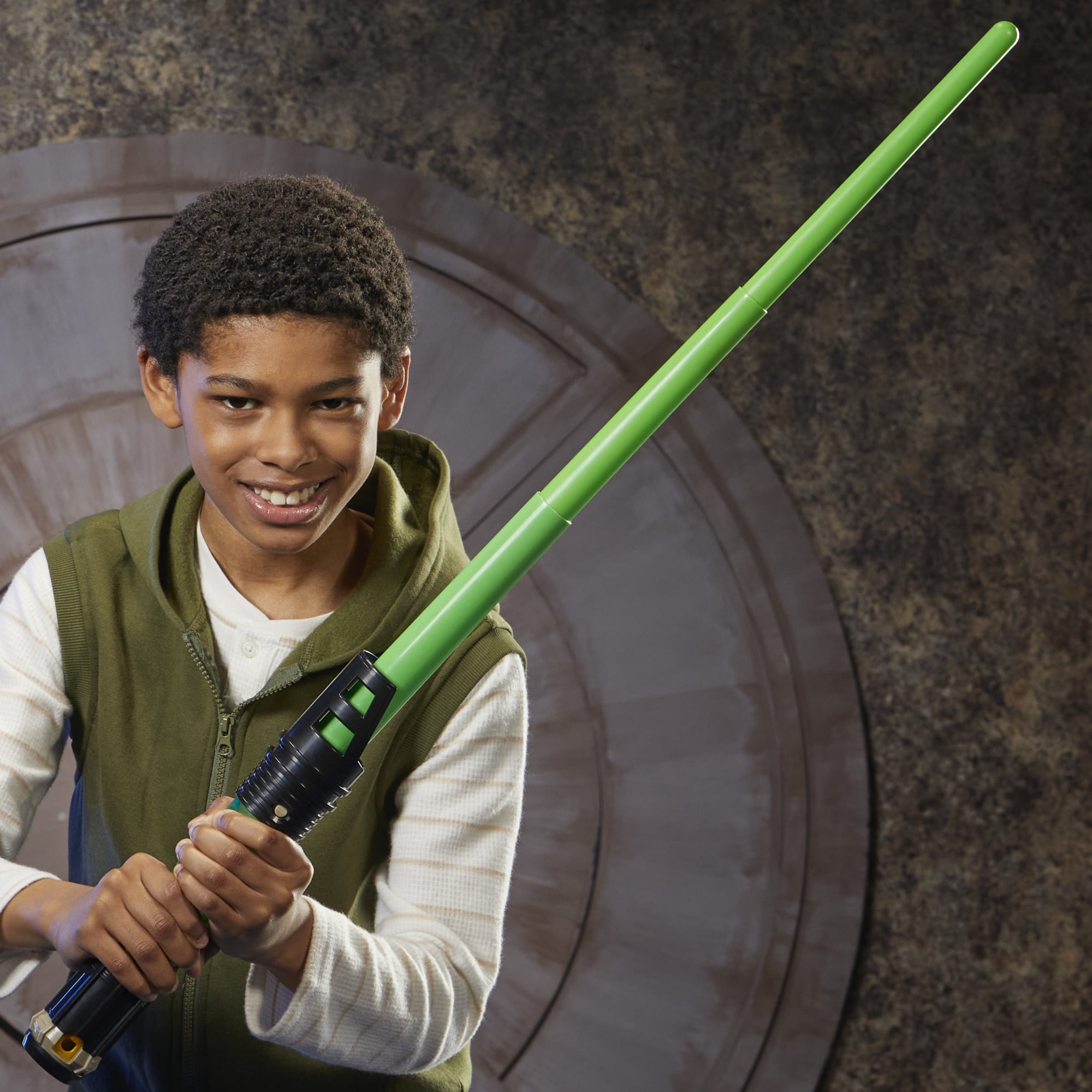 Star Wars Lightsaber Forge Kyber Core Luke Skywalker, Green Customizable Lightsaber