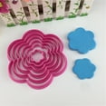 thumbnail image 4 of 1 juego de cortadores de galletas con forma de flor, de plástico, con forma de pentagrama y corazones, para hornear, para niños., 4 of 8