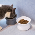 thumbnail image 1 of Cuenco moderno para gatos con forma de pie Cuenco oblicuo para gatos Cuenco para mascotas de gran capacidad Cuenco para perros con protección para el cuello y los pies altos Cuenco doble para beber, 1 of 5