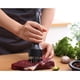 thumbnail image 4 of Accesorios de cocina profesionales de la industria de ablandadores de carne, herramientas ablandadoras de carne fáciles de usar y limpias, lo mejor para cocinar carne de res tierna, pavo, bistec, cerdo Ormromra HMHZ980, 4 of 7