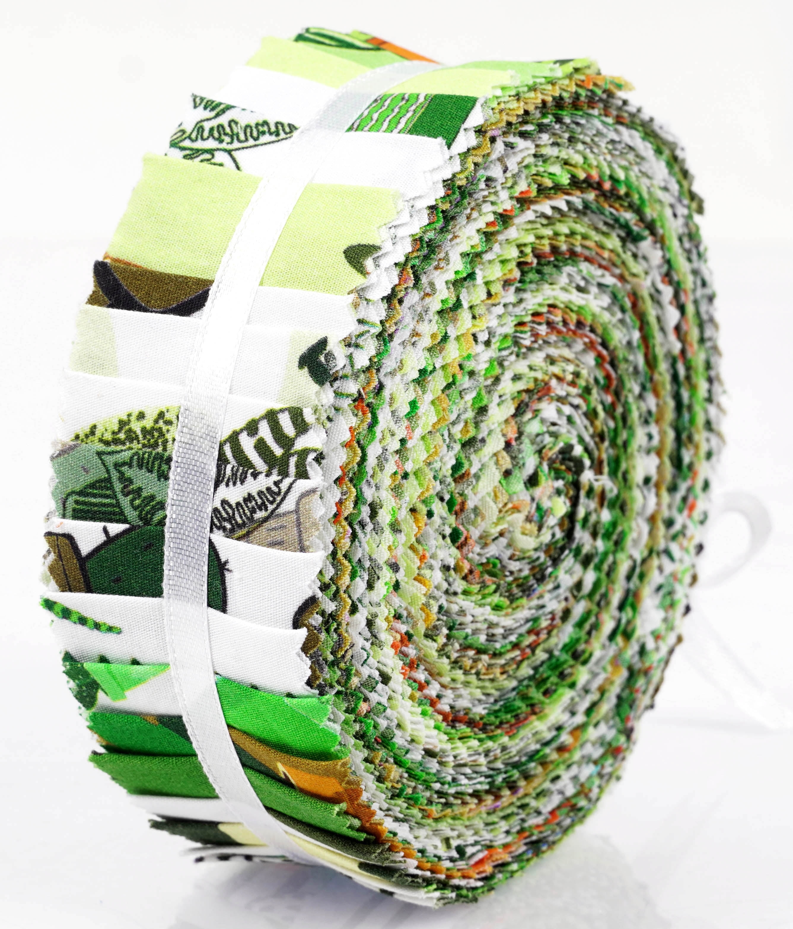 Soimoi 40Pcs Japanese Print Precut Fabrics Strips Roll Up 1.5 inches Cotton Jelly Rolls For Quilting - Green